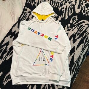 Pharrell Williams X adidas / HU 
XL 
One small dot stain.